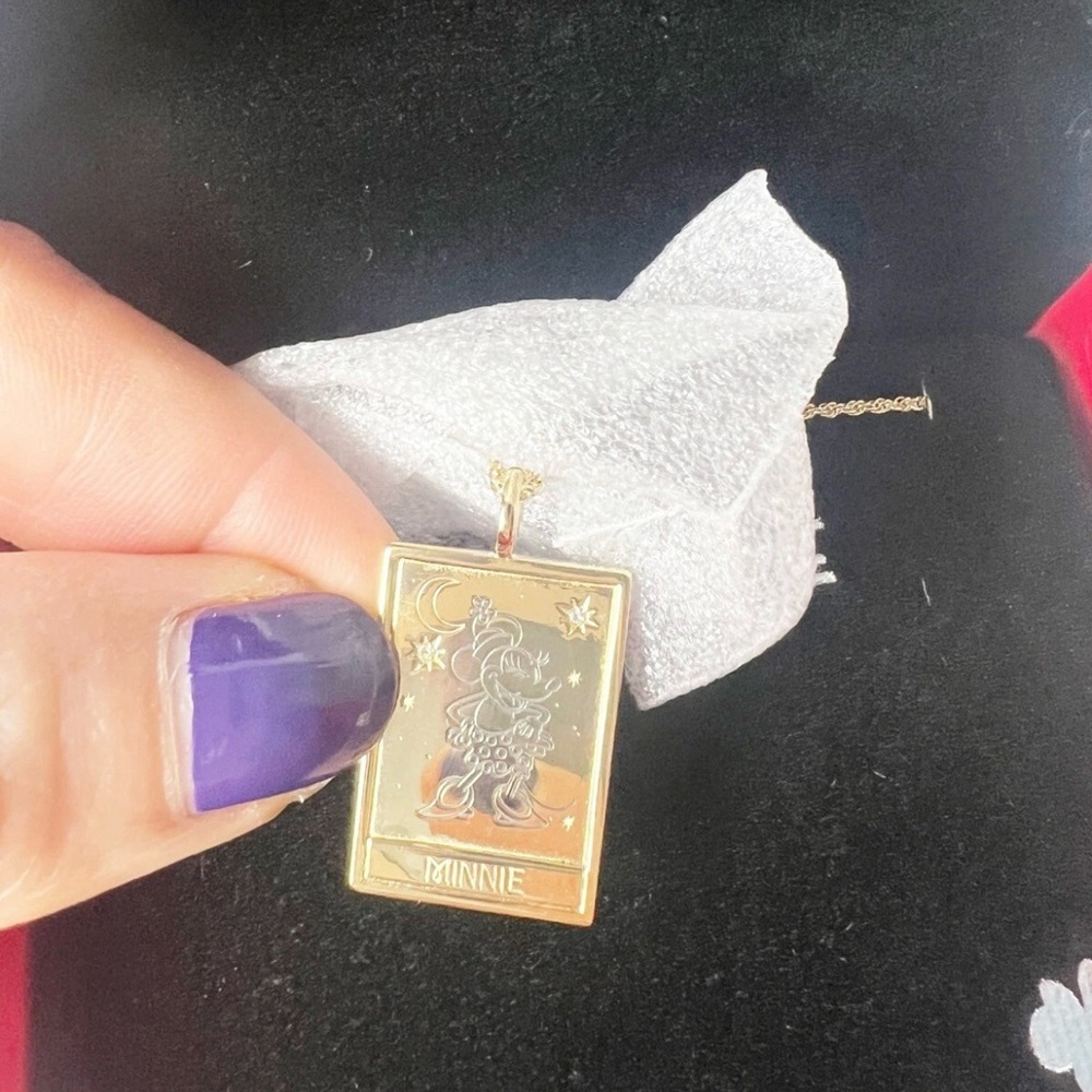Disney Rocklove Minnie stamp necklace gold